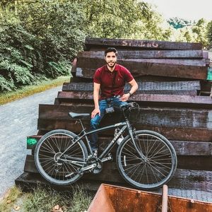 Meet your Posher, Daniel